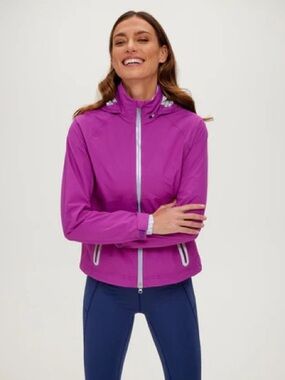Zero Restriction Hooded Golf Jacket